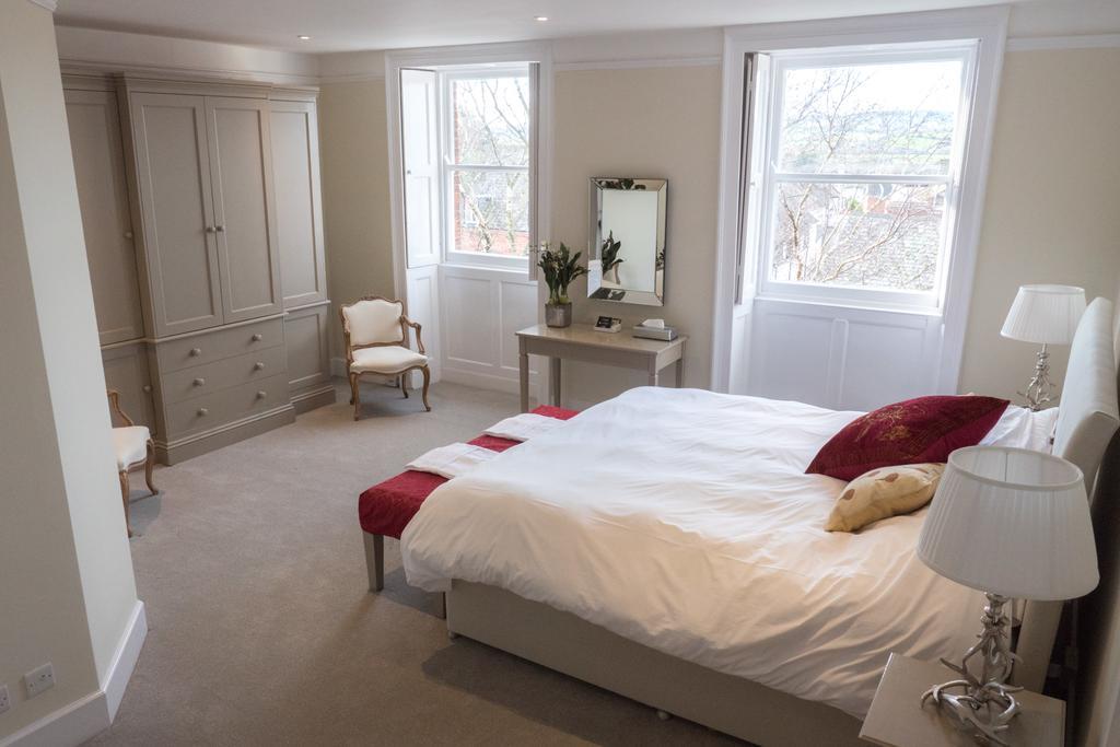 إكزيتر Broadway House Luxury Serviced Rooms الغرفة الصورة